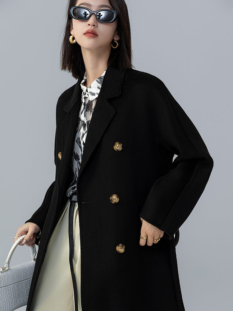 Double-breasted rippled double-faced cashmere coat
