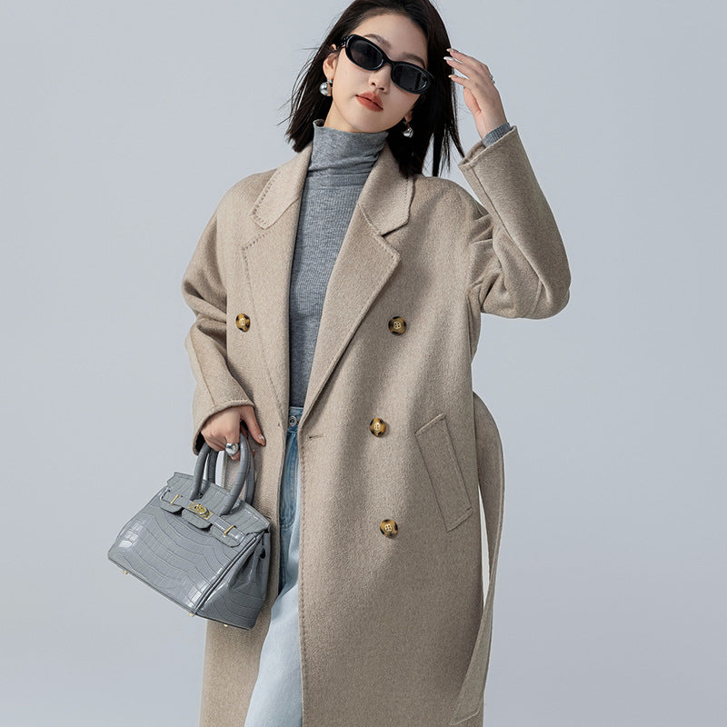 Double-breasted rippled double-faced cashmere coat