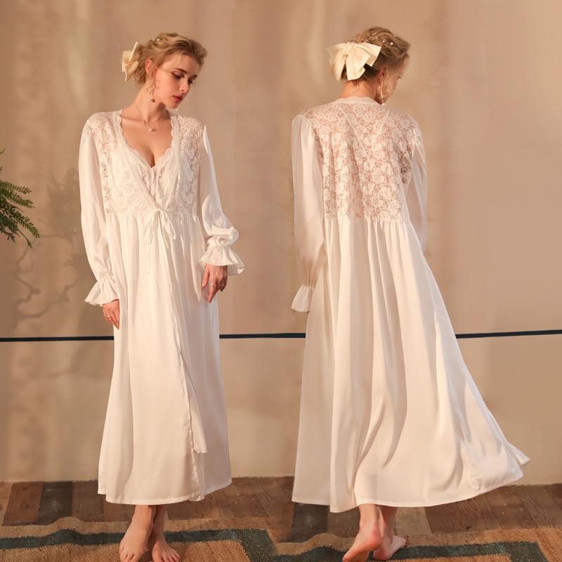 Luxurious long-sleeved cool nightgown
