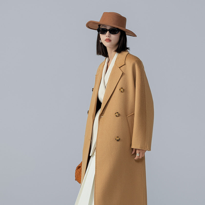 Double-breasted rippled double-faced cashmere coat