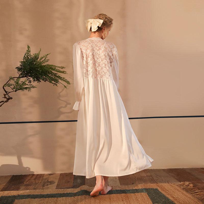 Luxurious long-sleeved cool nightgown